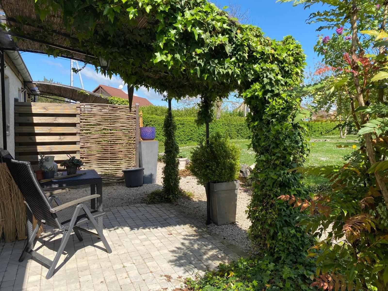 Gite Et Studios Les Barongeres Farges-les-Chalon 외부 사진